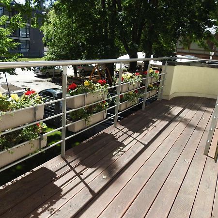 Vienibas Prospekts 6 Apartment Jurmala Ngoại thất bức ảnh