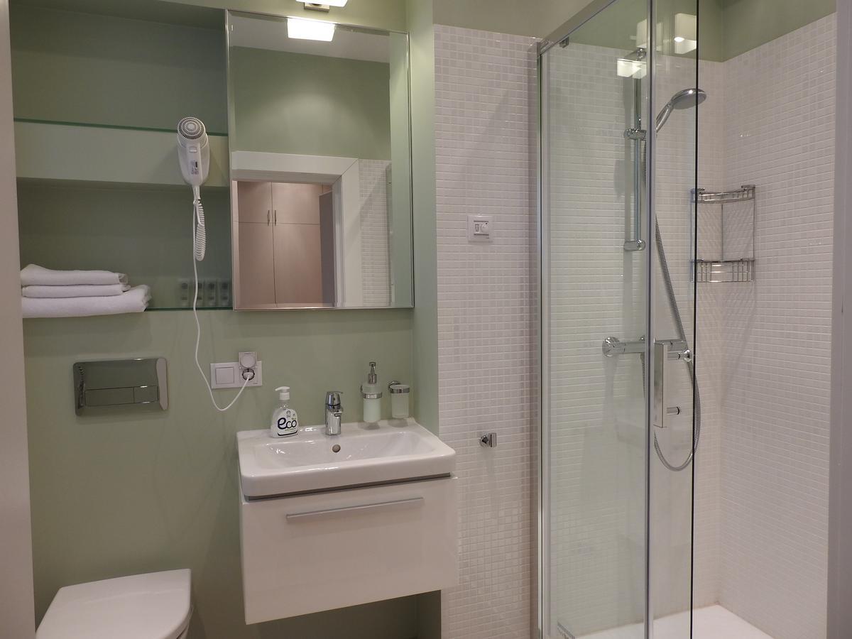 Vienibas Prospekts 6 Apartment Jurmala Ngoại thất bức ảnh