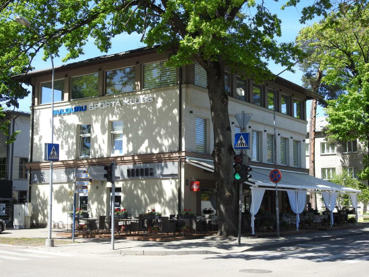 Vienibas Prospekts 6 Apartment Jurmala Ngoại thất bức ảnh